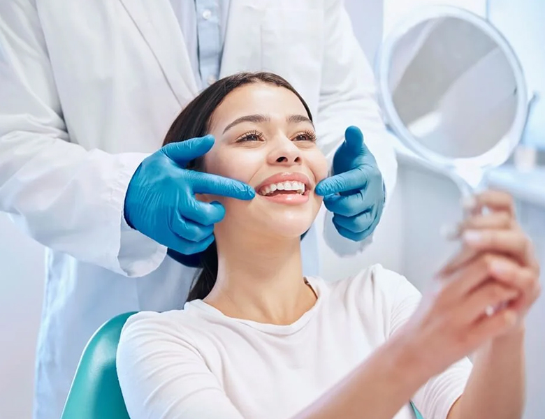 北千住デンタルクリニックで、保険で白い歯を